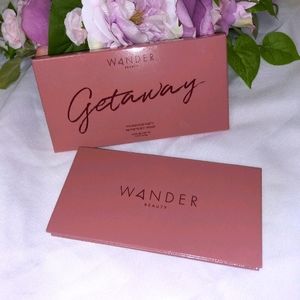 Wander Beauty Getaway Eye and Face Palette
